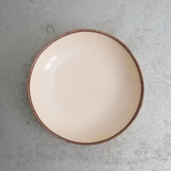 Assiette creuse en grès - Crème & Marron