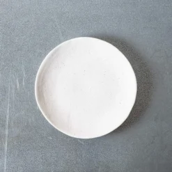 Assiette plate en grès - Crème