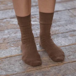 Baserange - Chaussettes côtelées Rib - Marron