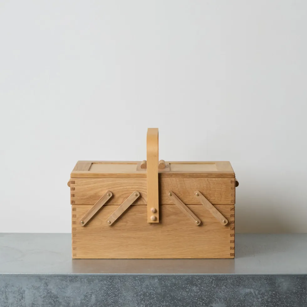 Boite à couture en bois