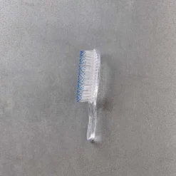 Brosse à cheveux cristal bleue - Cartel