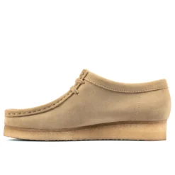 Clarks - Wallabee W - Maple suede