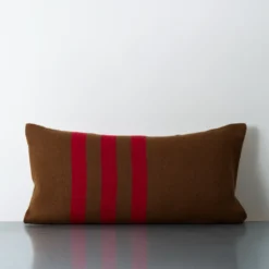 Coussin rectangulaire Manitoba - Rayures rouges