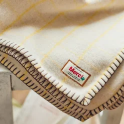 Couverture Merci - Carreaux Jaune Asahi