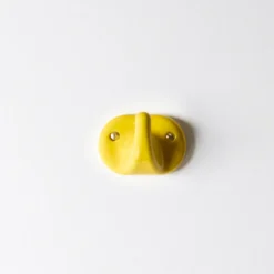Crochet en porcelaine - Jaune