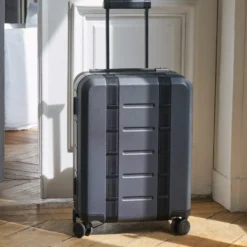 Db Journey x Merci - Valise Carry-On Pro - Noir