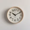 Horloge murale en contreplaqué Riki M