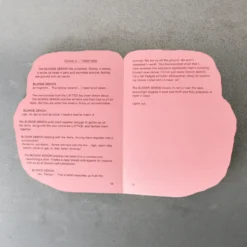 Livre - A Thing on a Table in a House