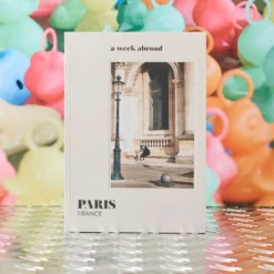 Livre - A Week Abroad Paris