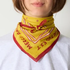 Merci - Bandana Ars Vivendi Virtus Est - Rouge & Jaune