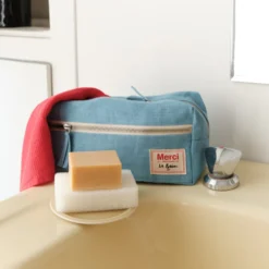 Merci - Trousse de toilette en lin lavé - Bleu Primaire