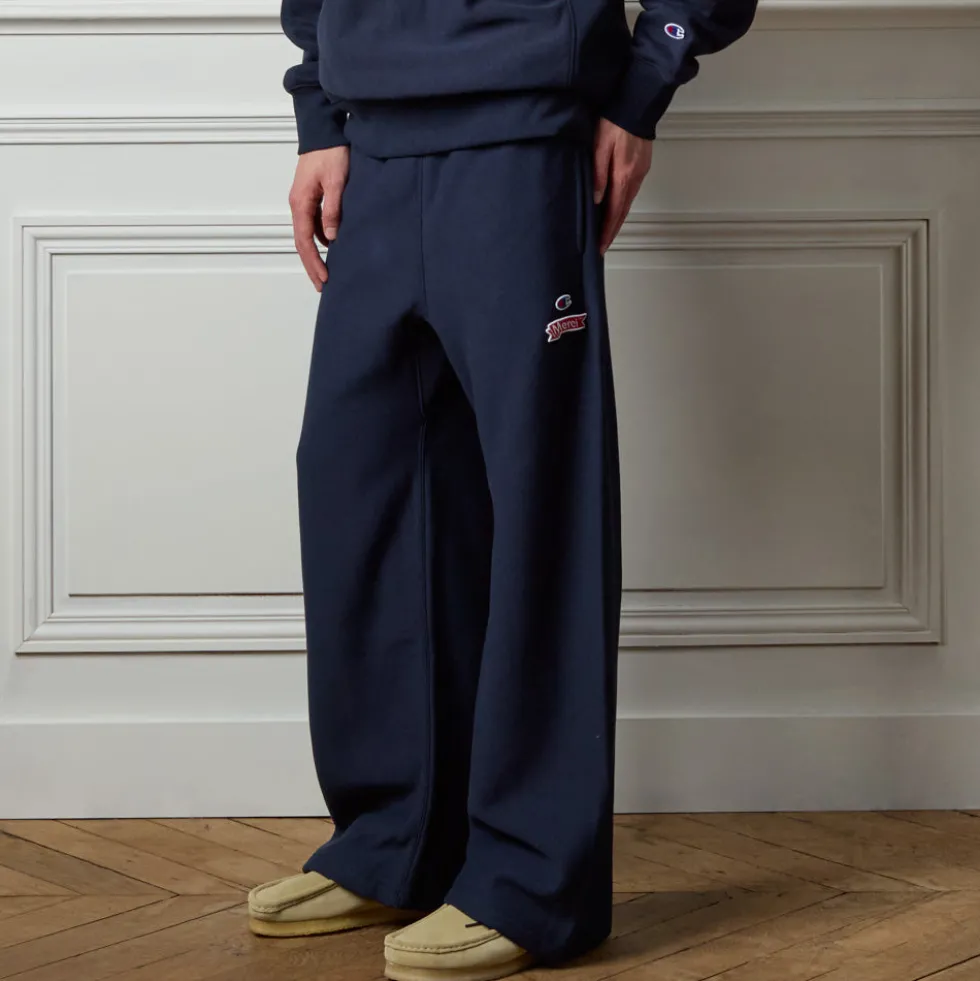 Merci x Champion - Jogging Straight Patch - Navy
