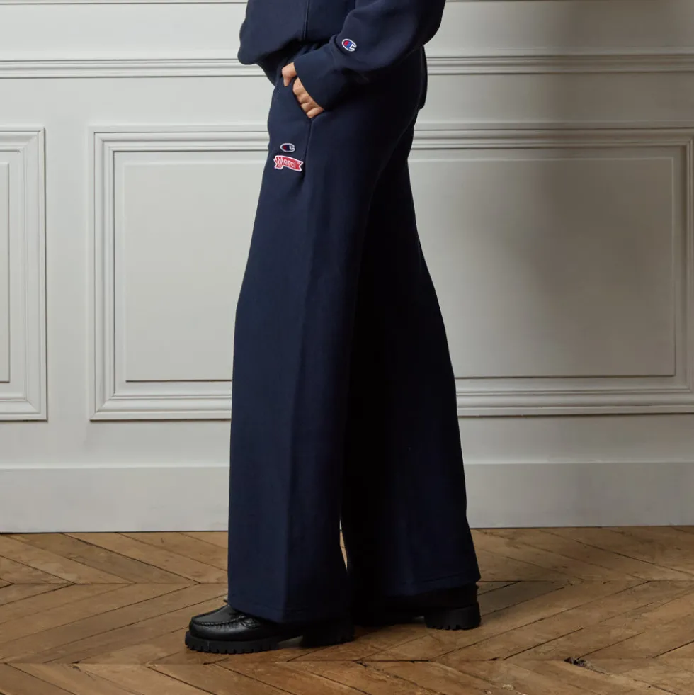 Merci x Champion - Jogging Straight Patch - Navy
