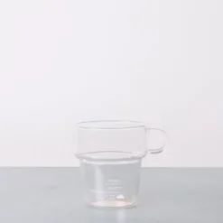Mug empillable en verre profond