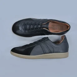 REPRODUCTION OF FOUND - Baskets 1700L - Noir