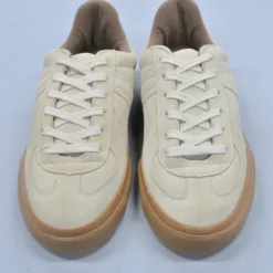 REPRODUCTION OF FOUND - Baskets 4700S - Panna Suede