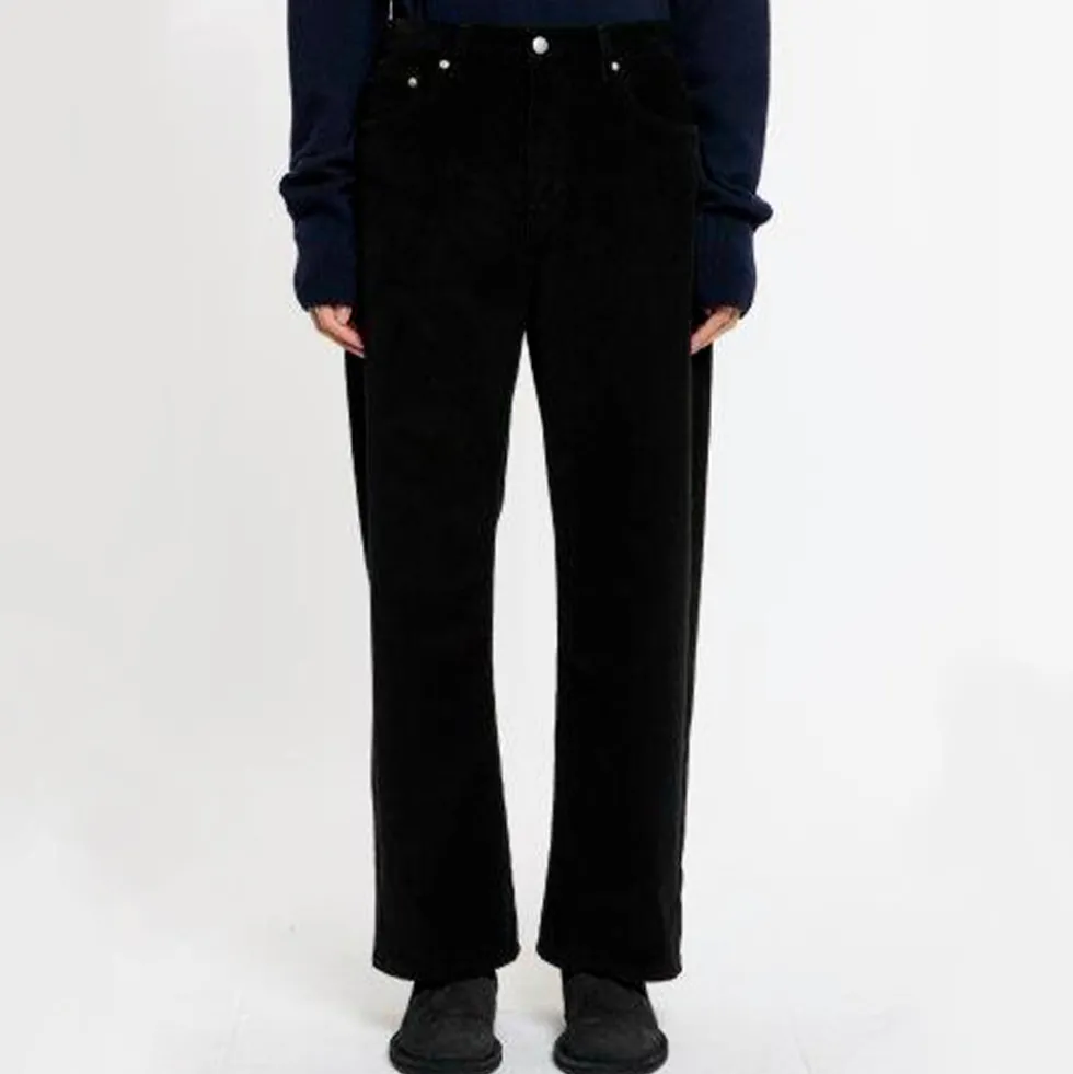 Studio Nicholson - Pantalon Denjo en Velours - Noir
