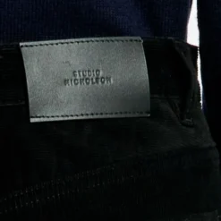 Studio Nicholson - Pantalon Denjo en Velours - Noir