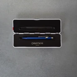 Stylo bille 849 COLORMAT-X - Bleu - Caran d'Ache
