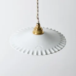 Suspension en dentelle - Yvonne