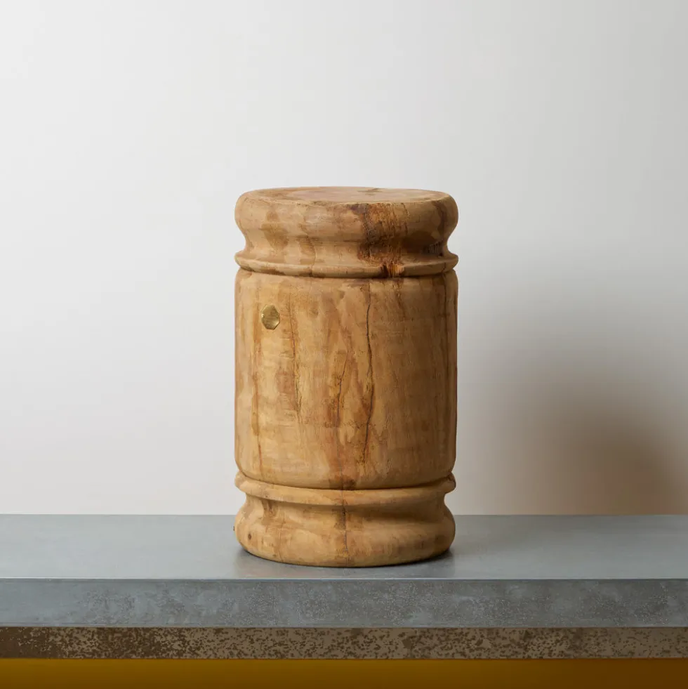 Tabouret en bois massif