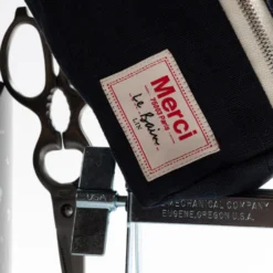 Trousse de toilette en lin lavé - Bleu Encre